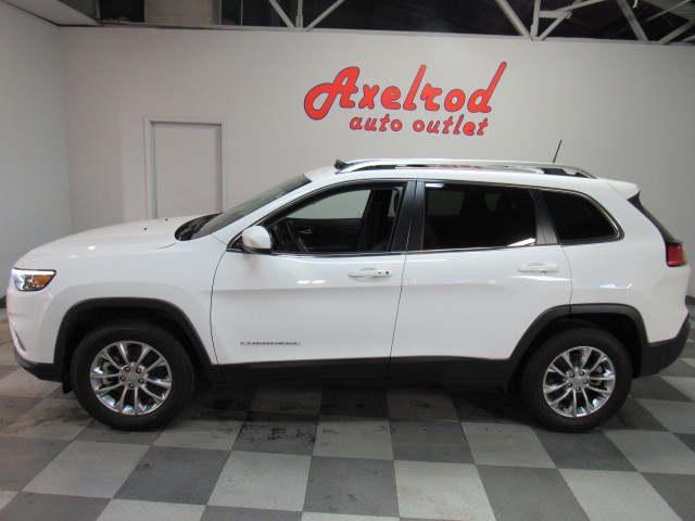 2021 Jeep Cherokee Latitude Plus 4WD in Cleveland